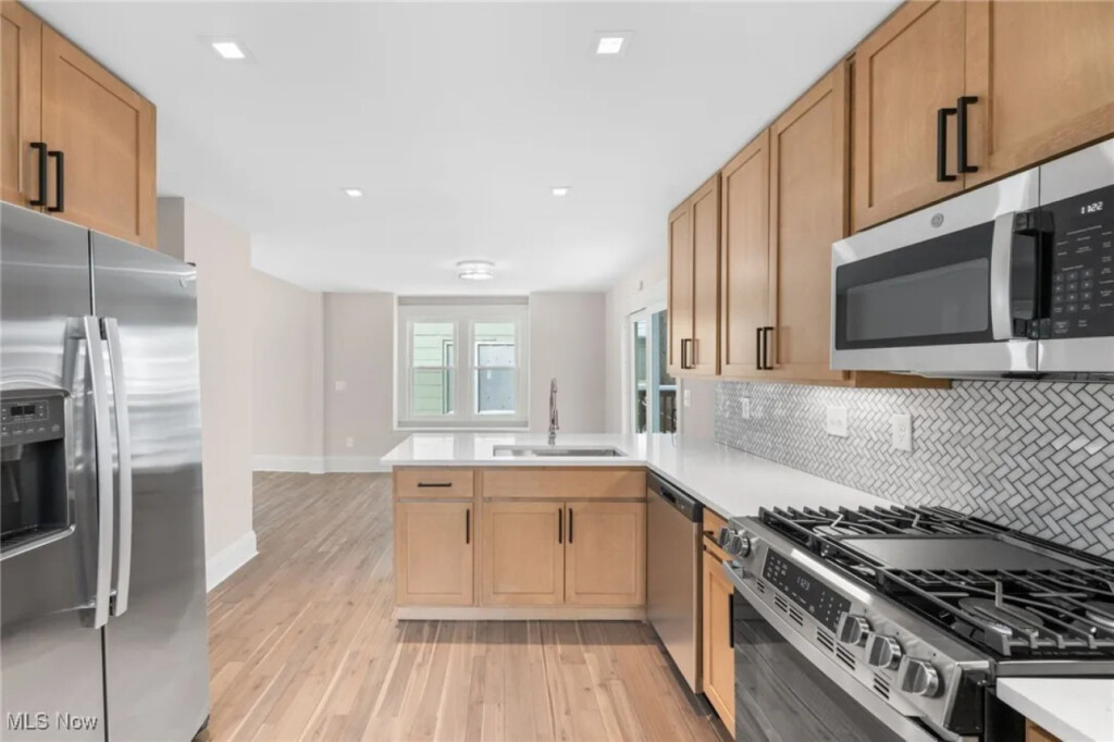 57883 440710 Fc0Mn9Zdh9fuV1yGoZ3L5s3SIUGPVRgLTV6MxztkP9Y 68e68b9e56191.jpg