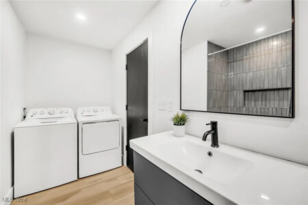 57883 443791 xIvBBwGLnT1RORpJ82mpE IHrvOjxkrlO8esWd48CJQ 68f25f8a8f809.jpg