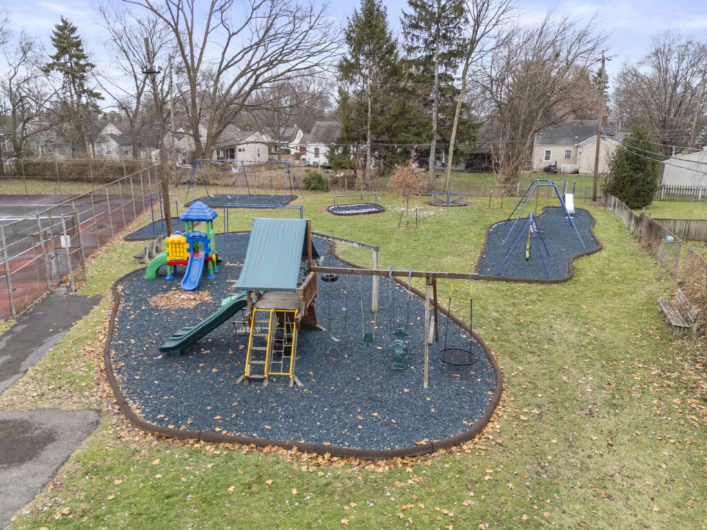 57883 449294 lvDNSBbZKBWEYIwNo4b 9AidkiTc3KI EmDvchkRNiQ 6945f39533190.jpg