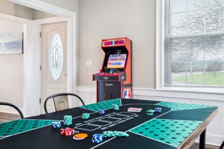 0383da79 41b4 43 1Q52Y.jpg