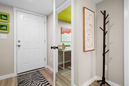 060c61ff 748a 4a oppEC.jpg