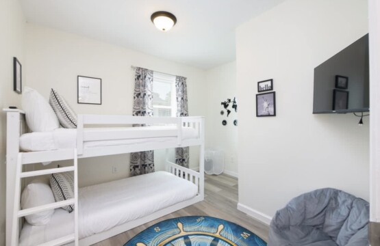 06379f44 6117 44 fQHXg.jpg