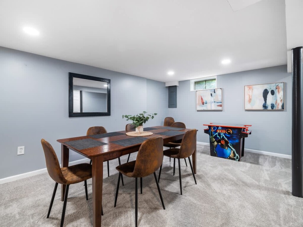 06da7db8 2e64 44 yTXZd.jpg