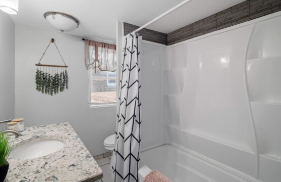 0a8ca47a fcf4 44 VHcKz.jpg