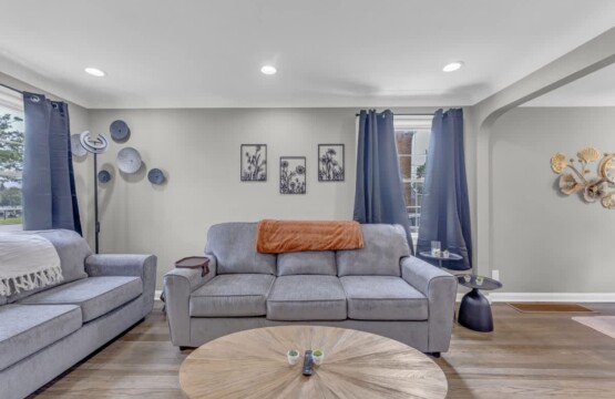 0c2afe11 368d 43 rp9Tl.jpg