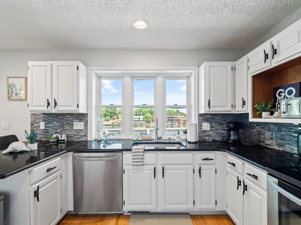 0e57ddb0 9b20 49 pCD9K.jpg