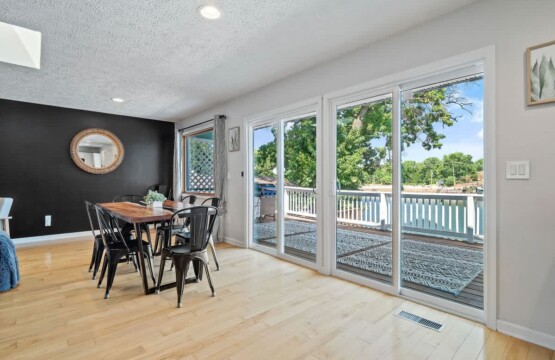 0e89eb88 4bfb 4c 3y1ow.jpg