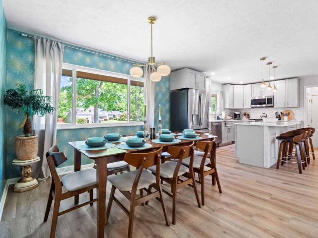 11bb990a a96c 44 FLsNt.jpg