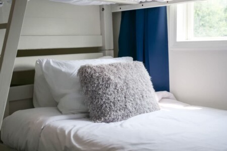 1463bdec c888 4c jUZ5x.jpg