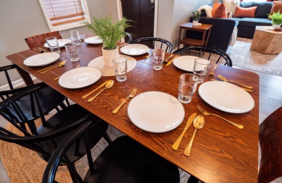 1912d06c 6dd0 48 DtHDA.jpg