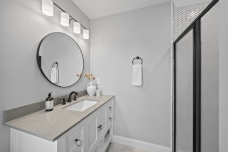 1985cfbf 30b3 46 Q1AjU.jpg