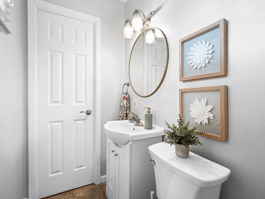 1aaf4882 756e 4a hOFrx.jpg