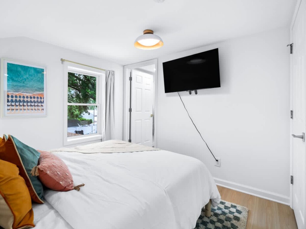 1c009f35 40f2 4d LvfYz.jpg