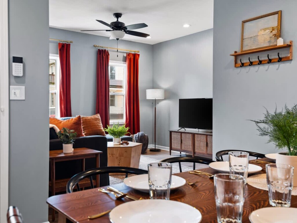 1d307874 0bb2 49 dLxT9.jpg