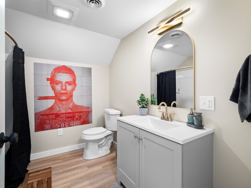 1d4346bb 29f4 4d eMyWG.jpg