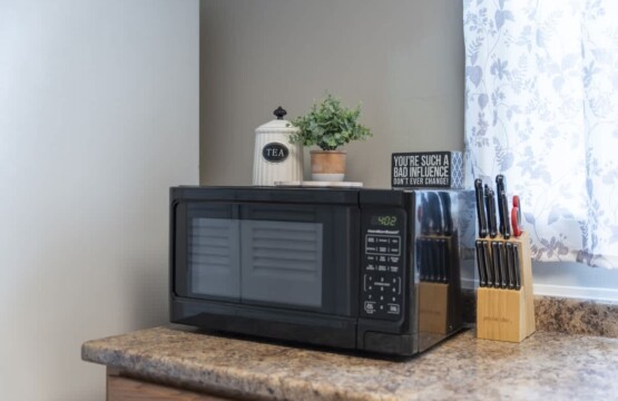 1f4611ac 19f7 48 126v7.jpg