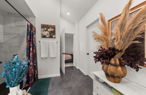 24bd1fff 09d1 4c xEB E.jpg