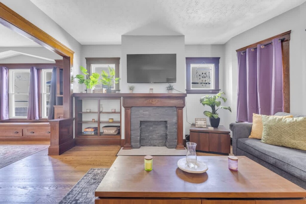 26315736 679f 4d BKMdV.jpg