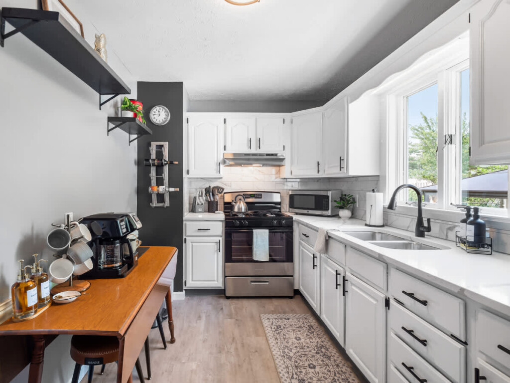 26ad0dda ada7 49 4aARB.jpg