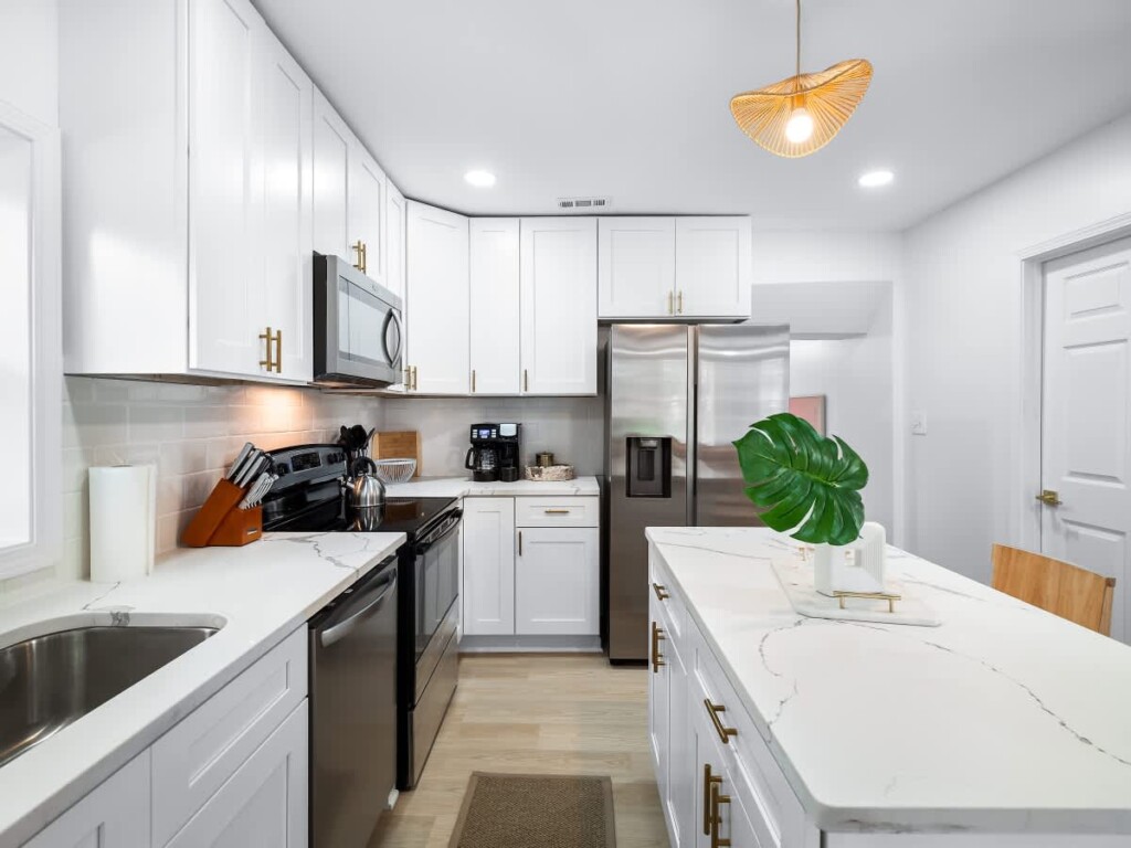 2715ab93 5370 4f 9GJ p.jpg