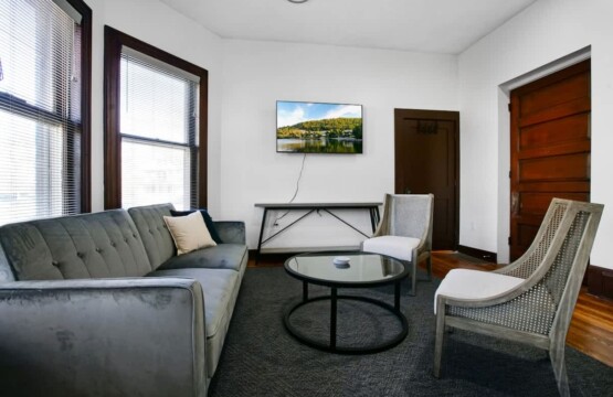 2a396548 04b2 4f tQ7ZQ.jpg