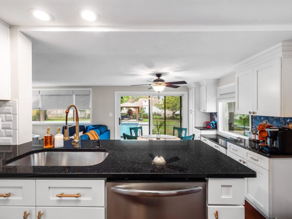 2b3b58f0 504d 4b y21e0.jpg