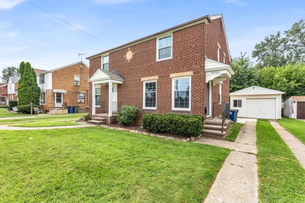 2b85814f a7f4 41 QDD h.jpg