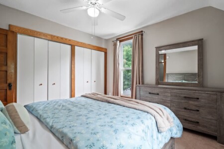 2bf669f9 55f0 47 dTsy1.jpg