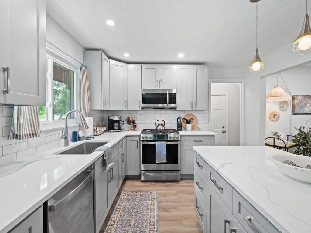 2e5e0eef b71e 42 q2wCc.jpg