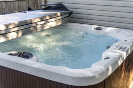 36a018ad 24ff 48 UwXZT.jpg