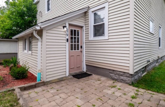 384103b9 2690 46 Sl C.jpg