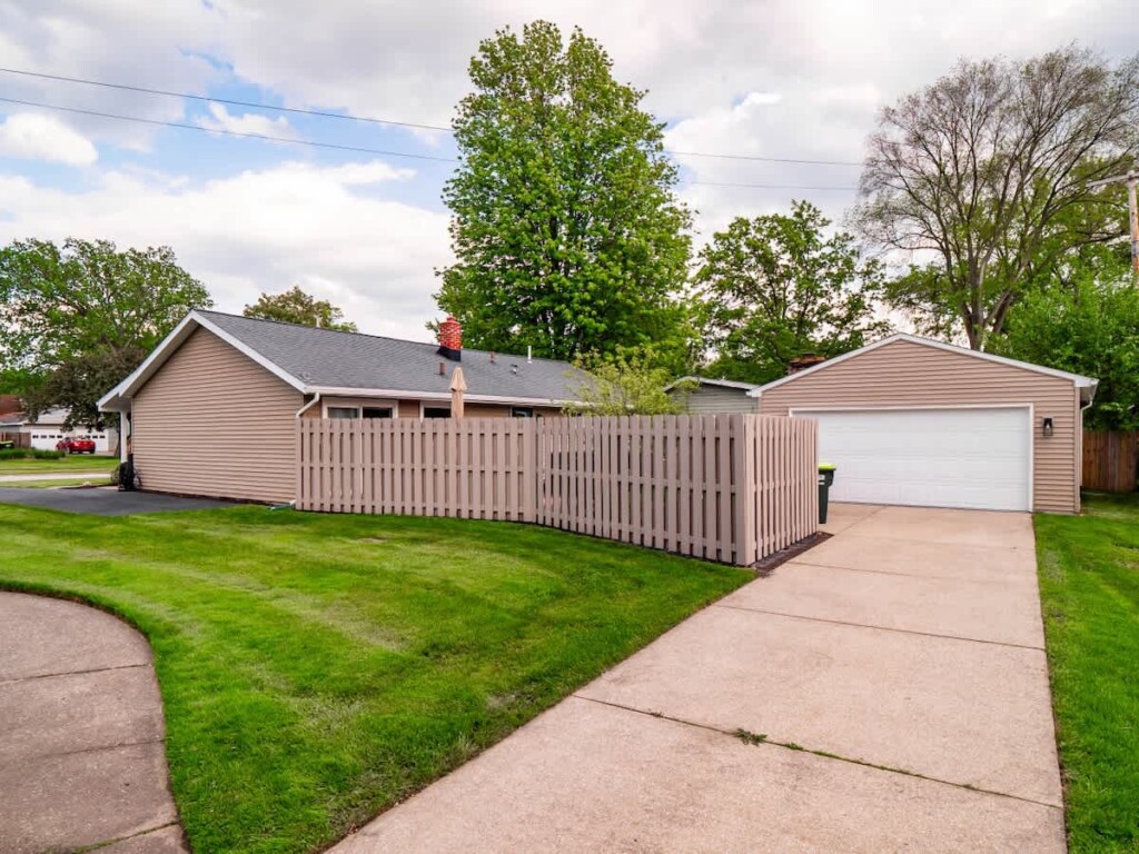 3902194d 5369 43 cDrV6.jpg