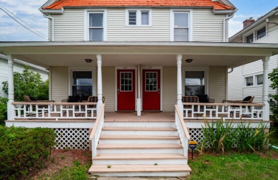 46786b9e 725d 46 HG R.jpg