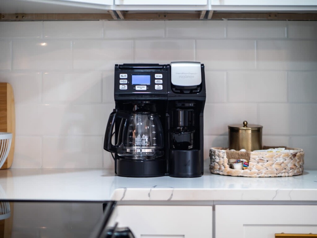 4aaf695b 3207 4e EMZ c.jpg