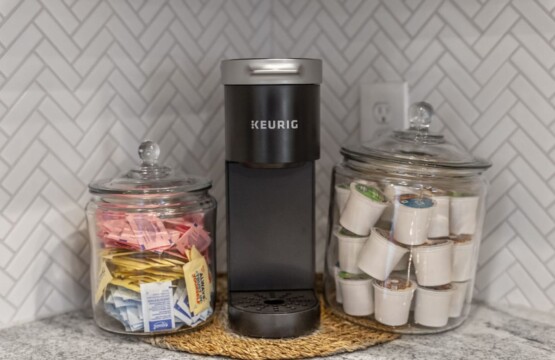 4ae814e6 8de5 4f 8SS7m.jpg