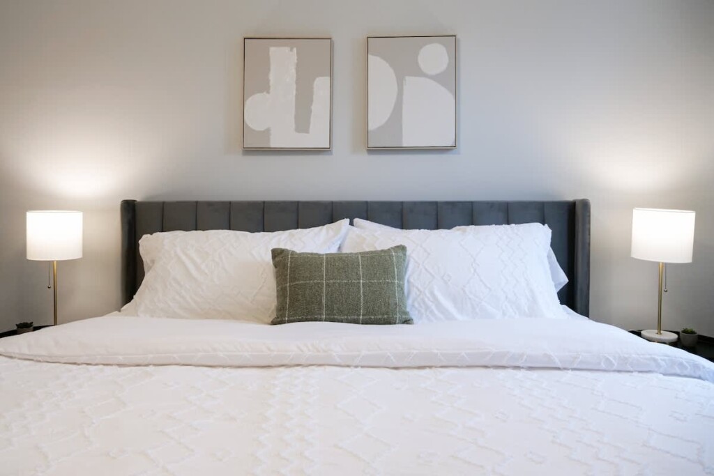 4c4203a6 3edb 47 tS9Ll.jpg