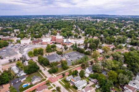 4e6b187f 74ab 48 0Q7hz.jpg