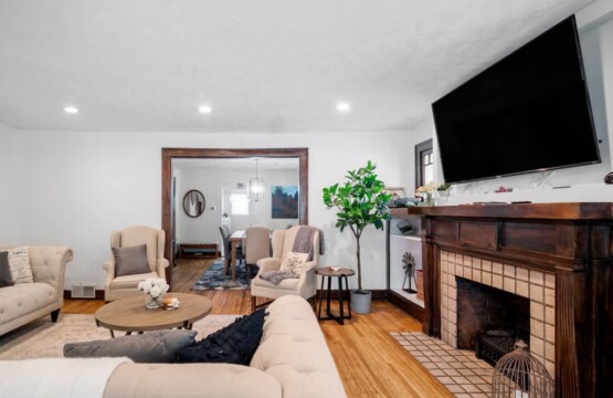 4f0184b4 bc89 4f t472u.jpg