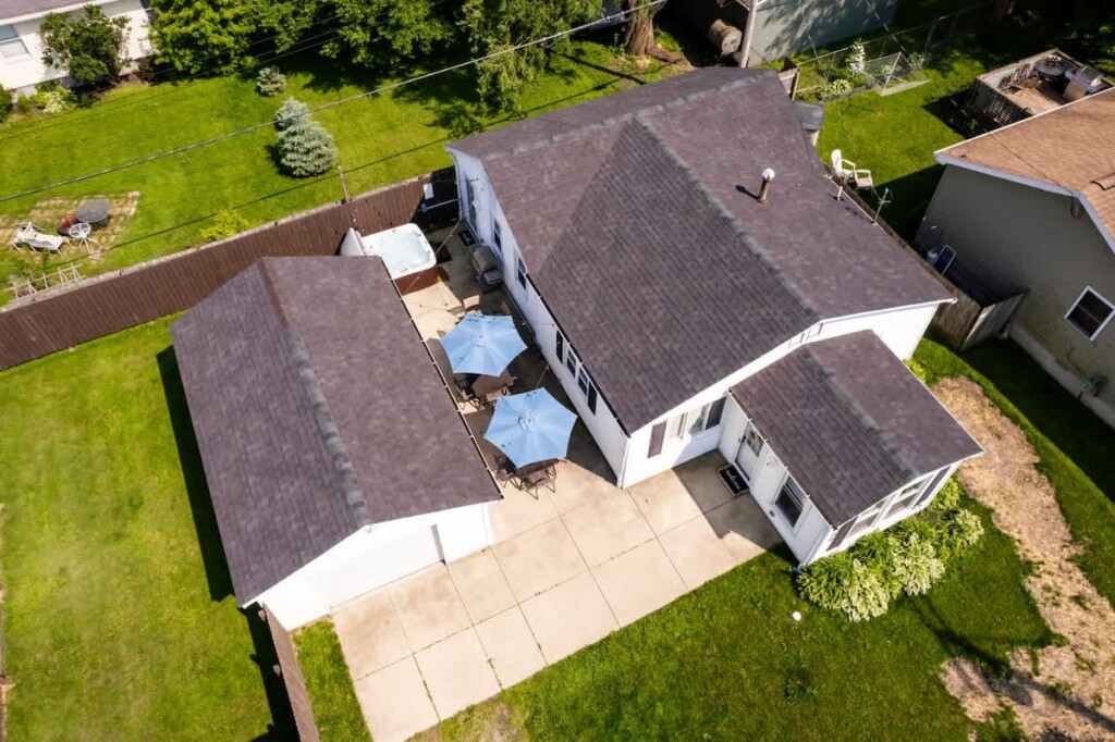 516ae132 8b09 4b bdZ0e.jpg