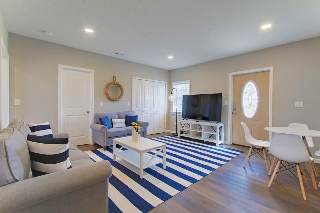 56bfdece 6e22 48 8OkyF.jpg