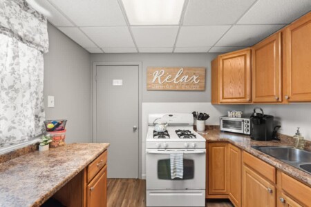 56fe564a 8bc3 47 Pt Os.jpg