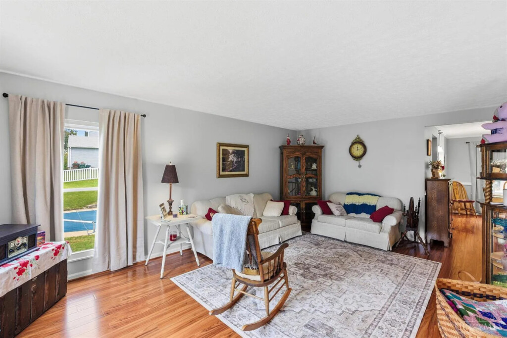 57883 472803 tIN9 Unn7h5nzjD4qKY5rLe4 b2sw6a9CvR75YWDaVU 695c22763a58d.jpg