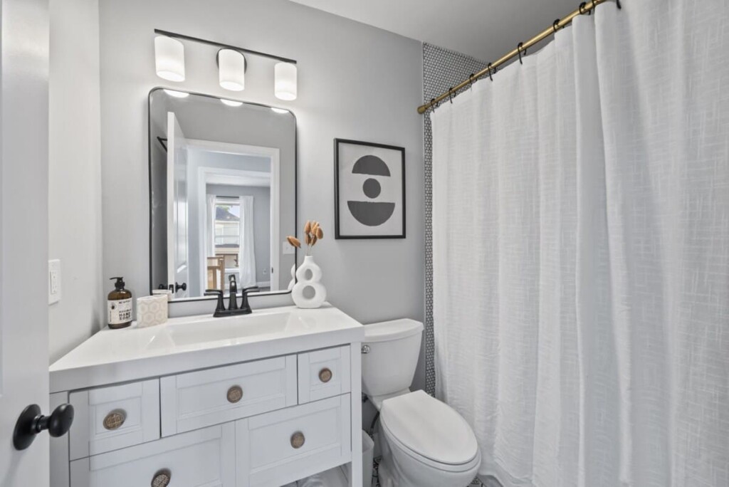 5a4a3f15 7d65 4d ceOu .jpg