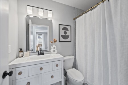 5a4a3f15 7d65 4d ceOu .jpg