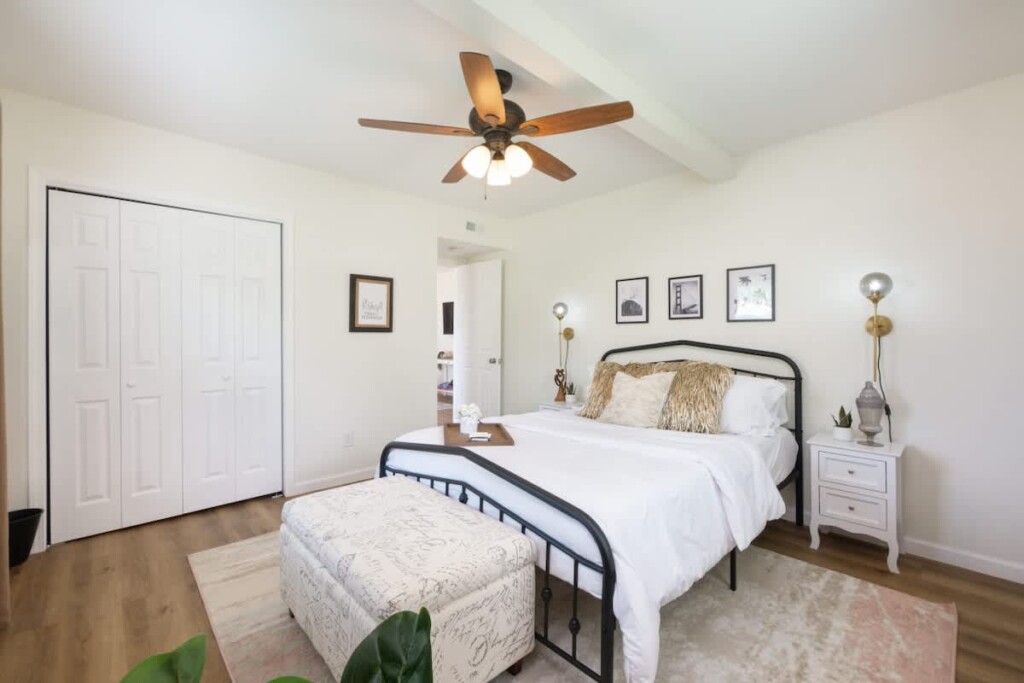 5b1fc0e8 06ec 44 Dtph .jpg