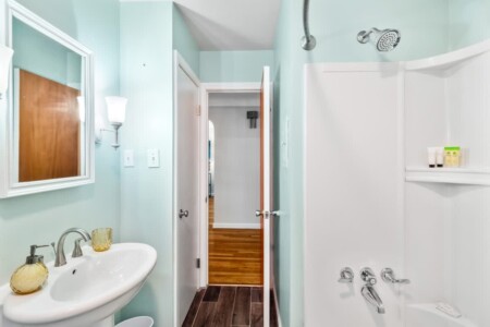 5f072caf 5d72 46 9G8ZG.jpg