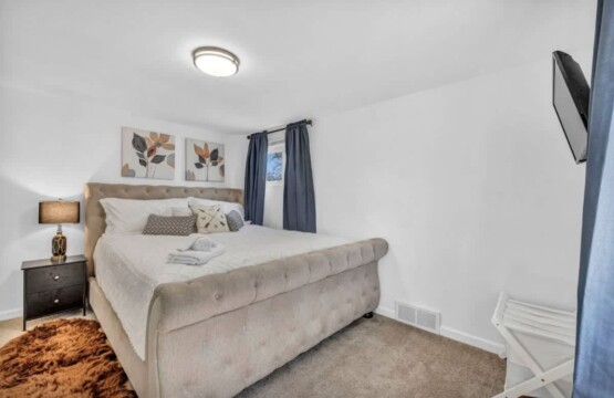 601cf259 4c33 41 5H9ft.jpg