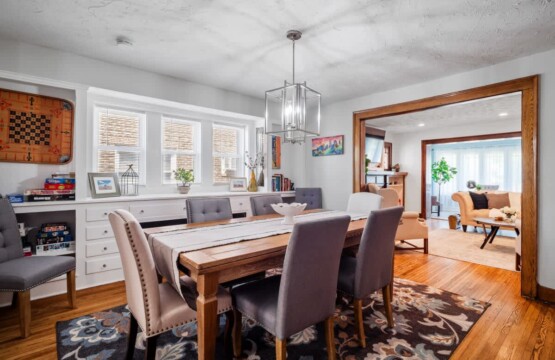 61bab764 84a9 49 hqZUU.jpg