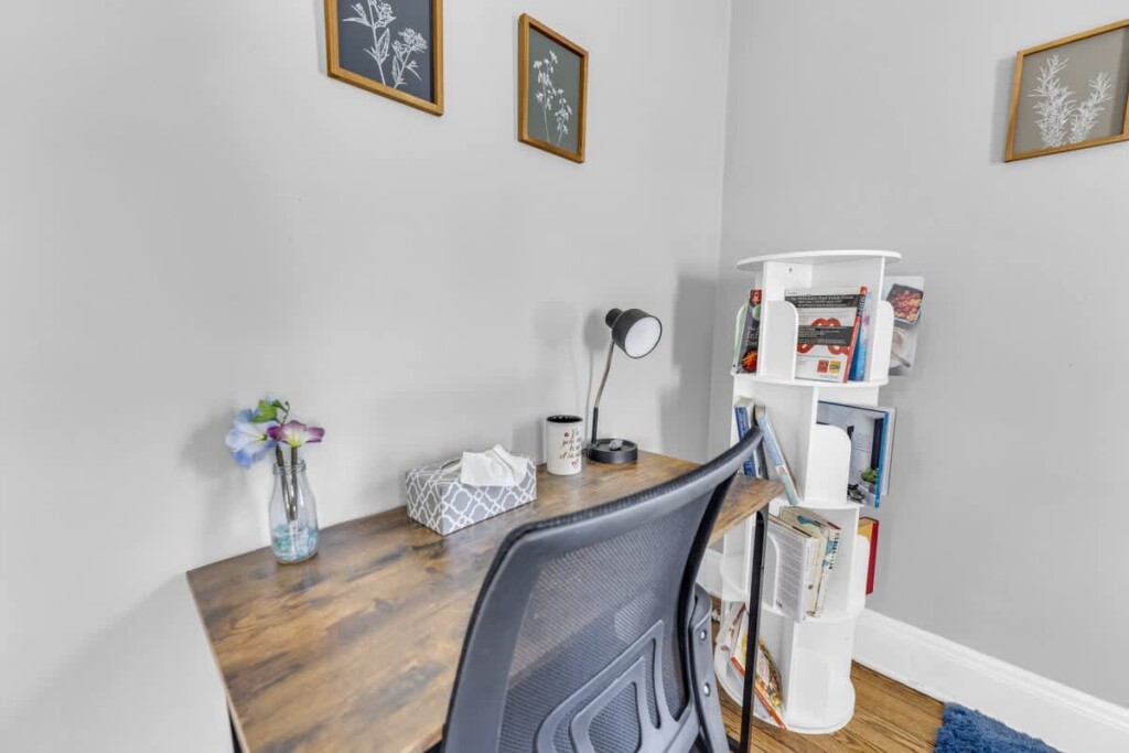 63e1f5dc a1e4 4f 7WaZa.jpg