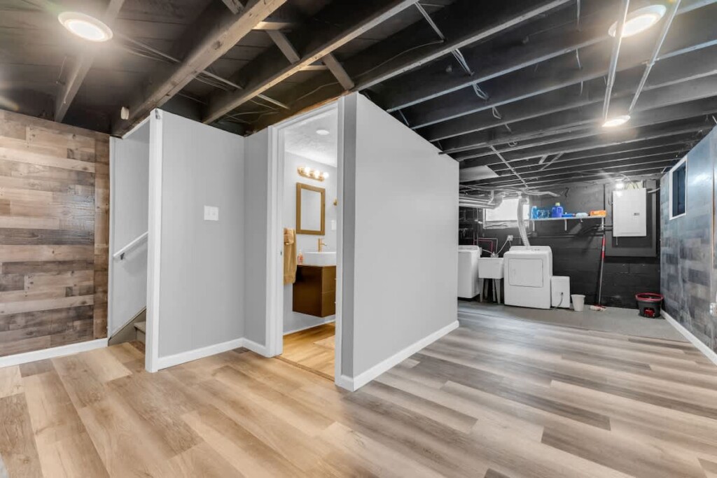 671ee758 a56c 4c VishE.jpg